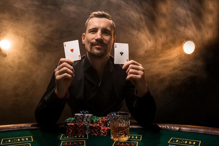 Aplikasi mobile rtp nusabet88 menampilkan permainan slot dan live casino di layar
